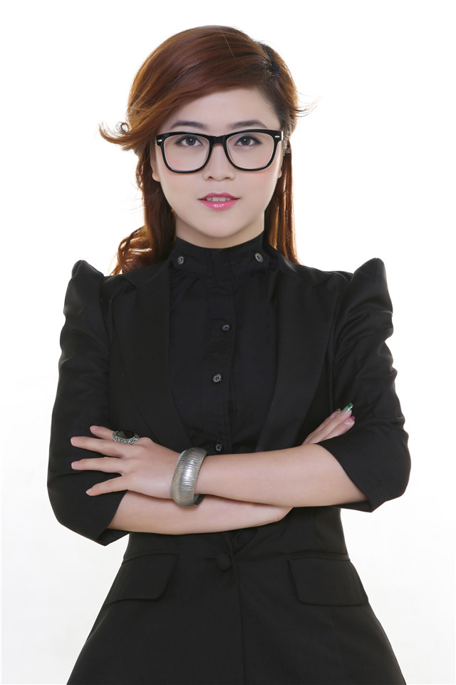 美甲主講講師、形象設(shè)計講師：許娟